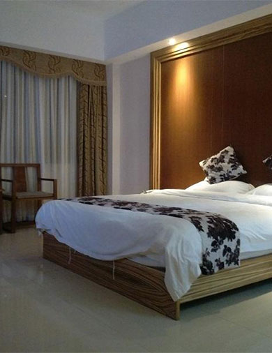 
		XGQP-F系列全自动工业洗脱烘一体机
	(图17)